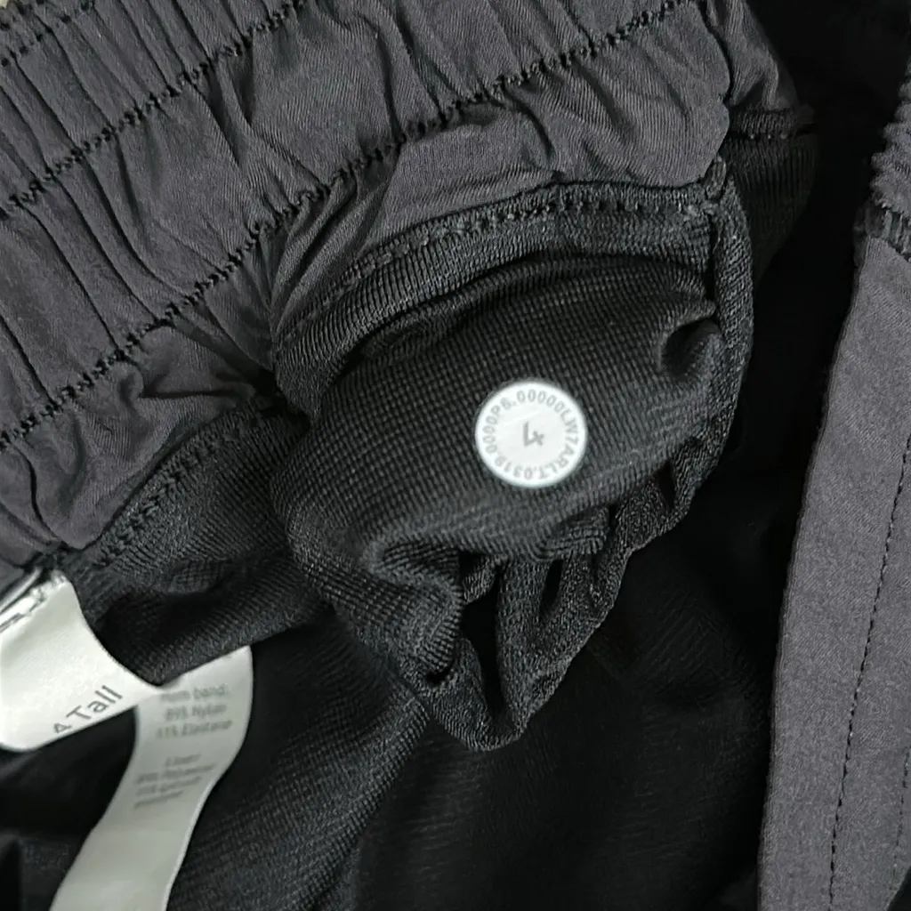 Lululemon Hotty Hot Short 4" Black  Running Shorts OVA‎ Logo Size 4 Tall - Image 12