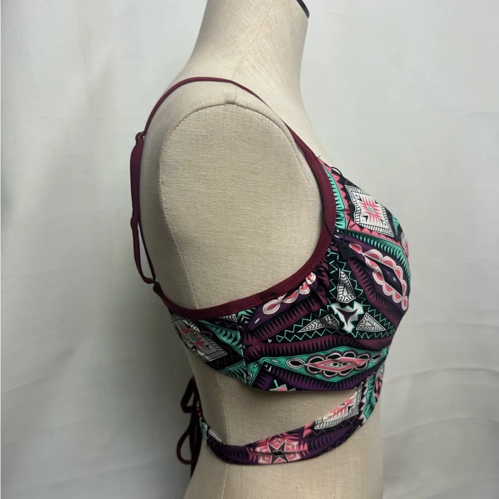 Red Carter Swim bikini top Tribal Print underwire Small NWOT - Image 3