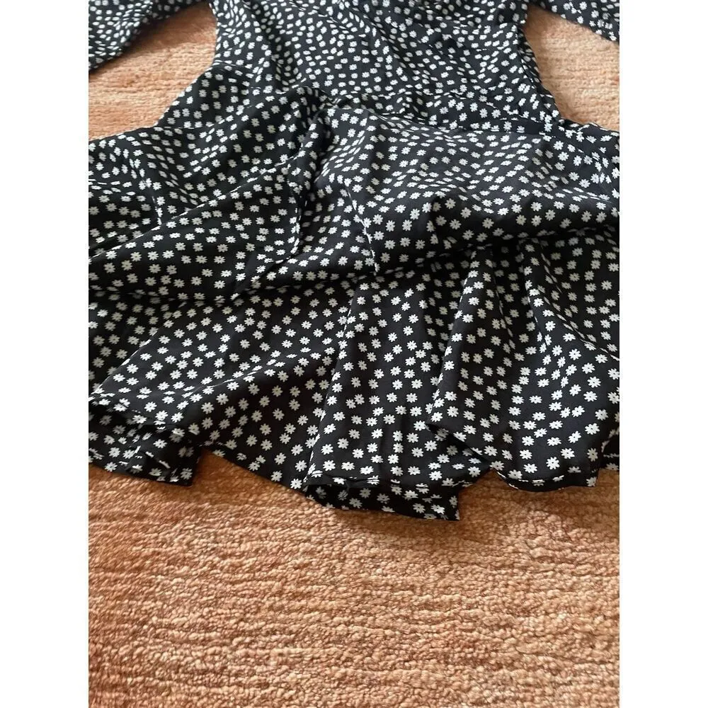 Princess Polly Black with White Floral Long Sleeve Mini Faux Wrap Dress Size 4 - Image 4