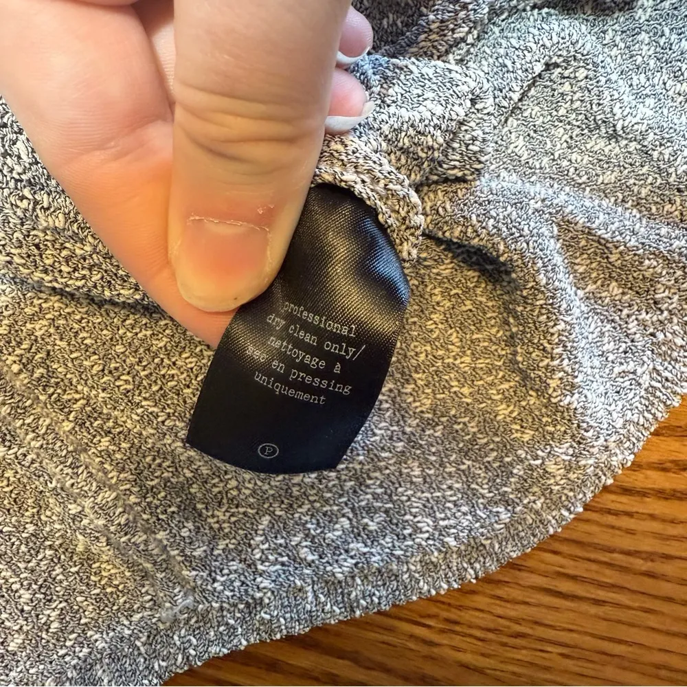 Rag & Bone Plunge Neckline Sweater Size Small - Image 5