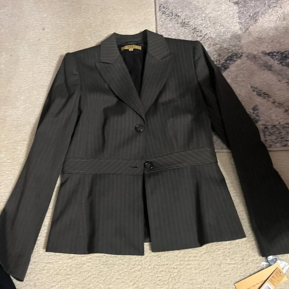 NWT Alex Marie blazer 4 - Image 3
