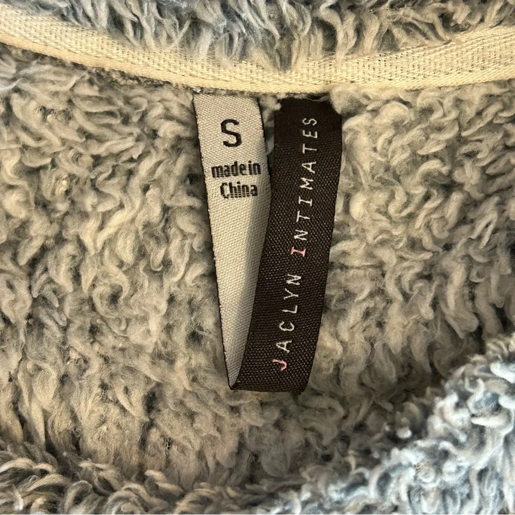 LOVE Fuzzy Crewneck Sweatshirt Jaclyn Intimates Warm Heart Grey Small - Image 6