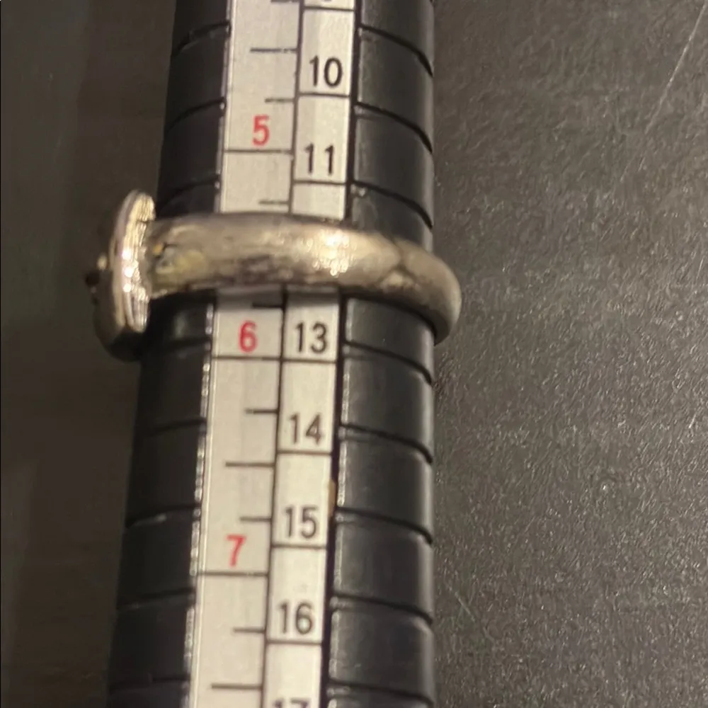 Vintage Avon belt Ring 5.5 Silver - Image 4