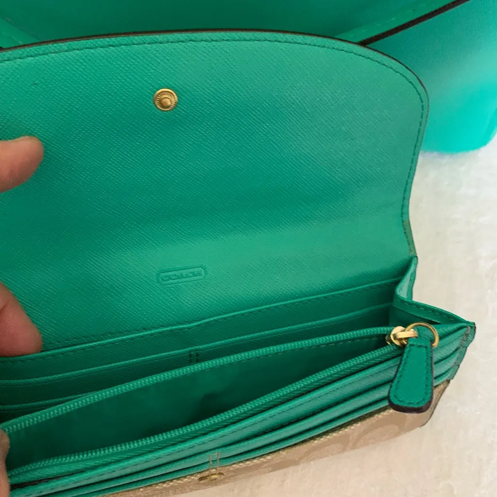 Coach  Peyton Tote Bag and Wallet - Image 6