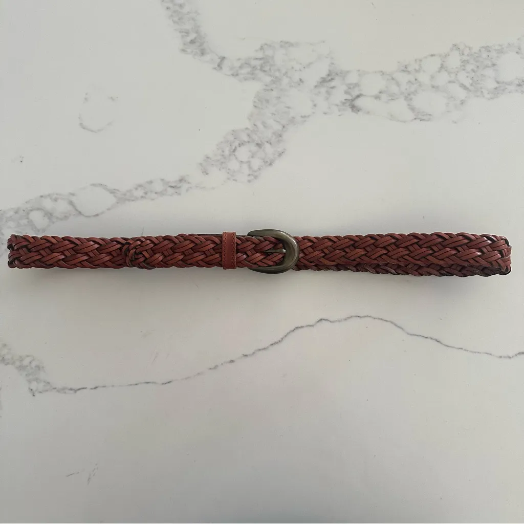 Vintage Anthropologie Brass Buckle Braided Leather Belt in Medium Brown Medium - Image 6