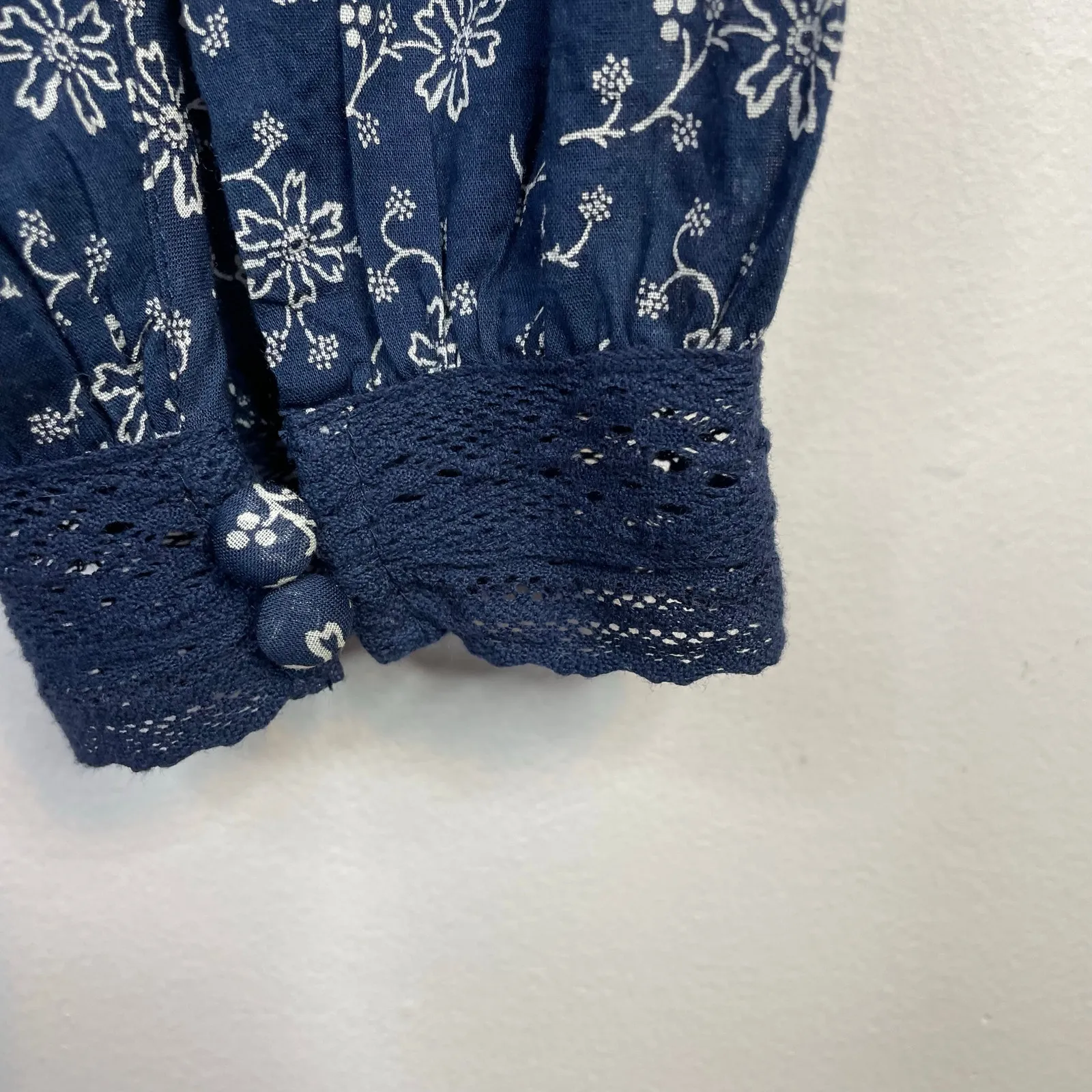 Veronica Beard Kent Navy Blue Floral Crochet Lace Peasant Blouse Top womens L 14 - Image 12