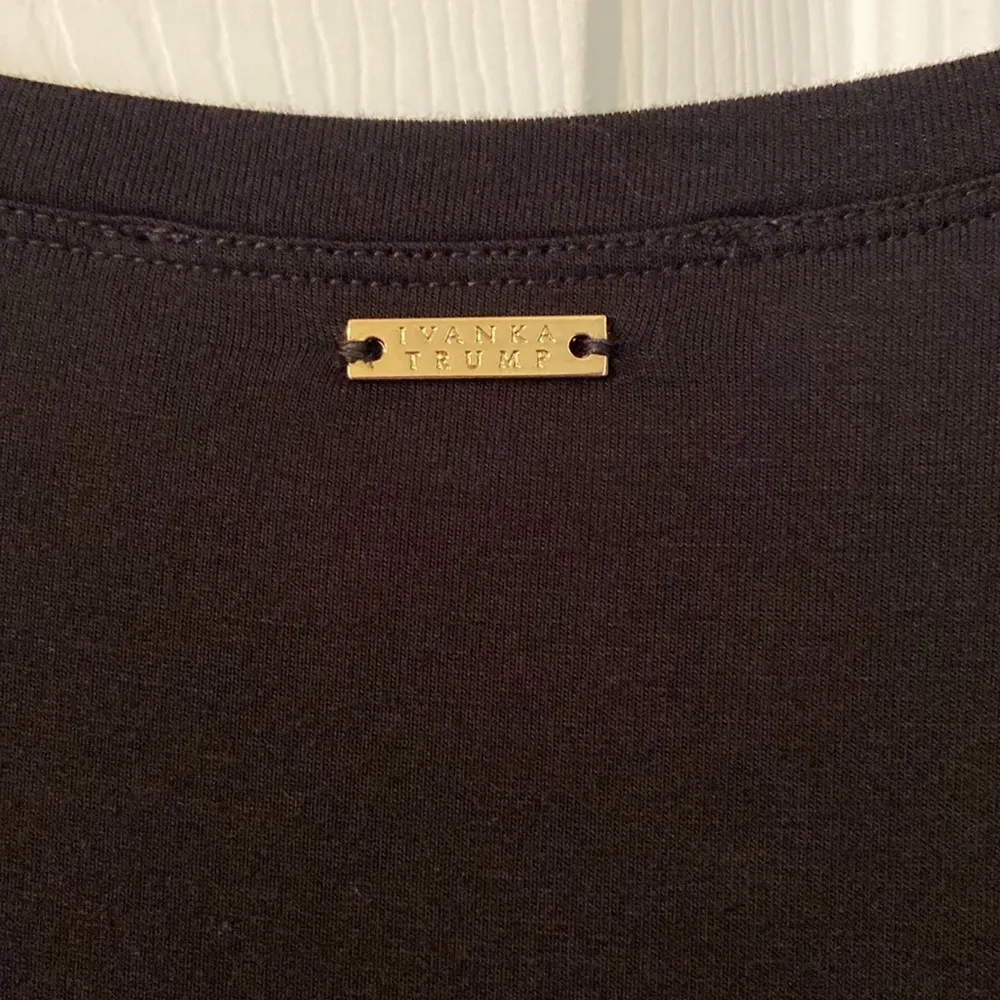 Ivanka Trump very soft shirt size M brand new color black - Image 6