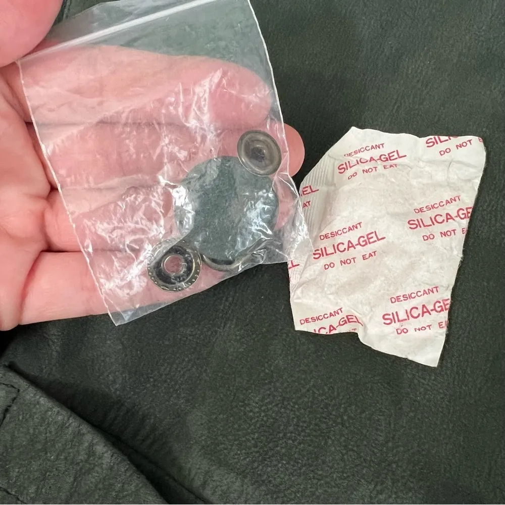 Vintage Wilsons Leather Adventure Bound Green Trench Coat Jacket - Image 8