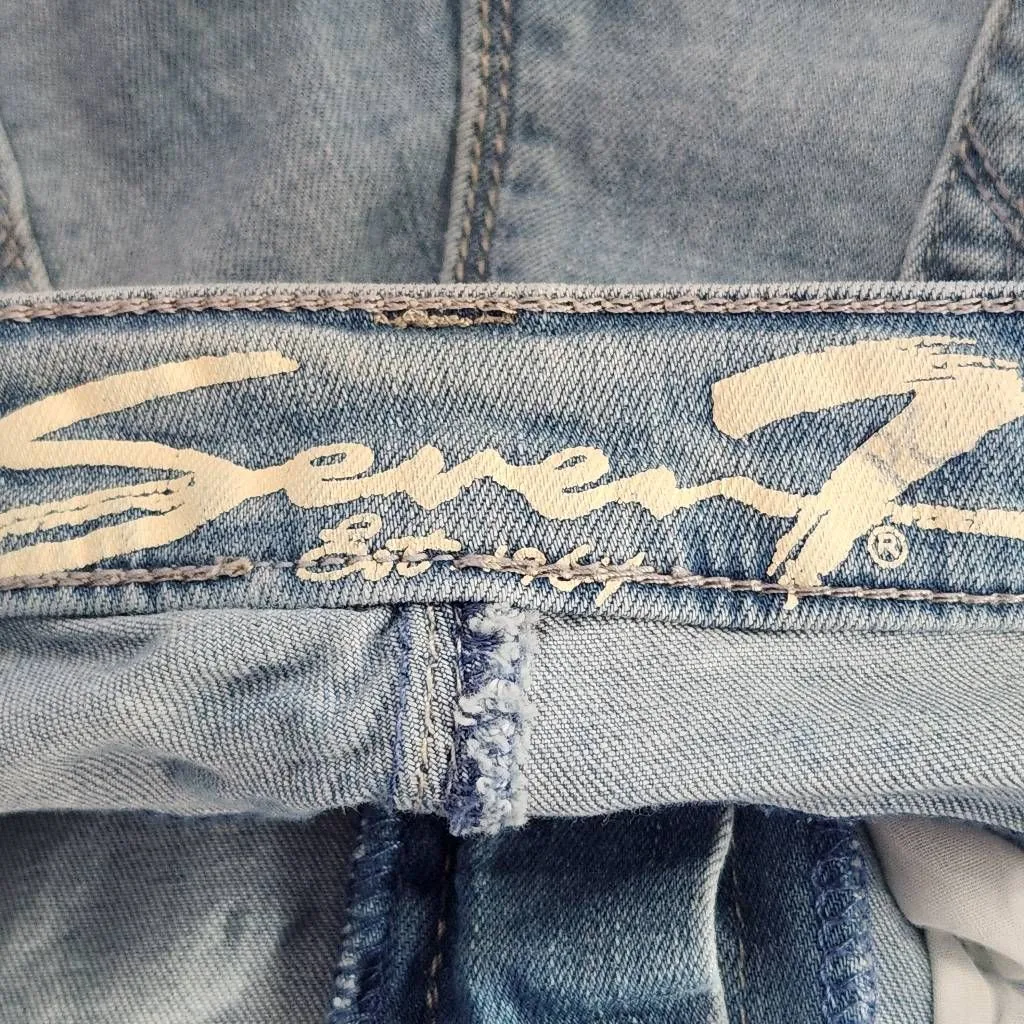 Seven7 Distressed Skinny Cropped Jeans Size 6 Distressed Skinny Denim - Image 7