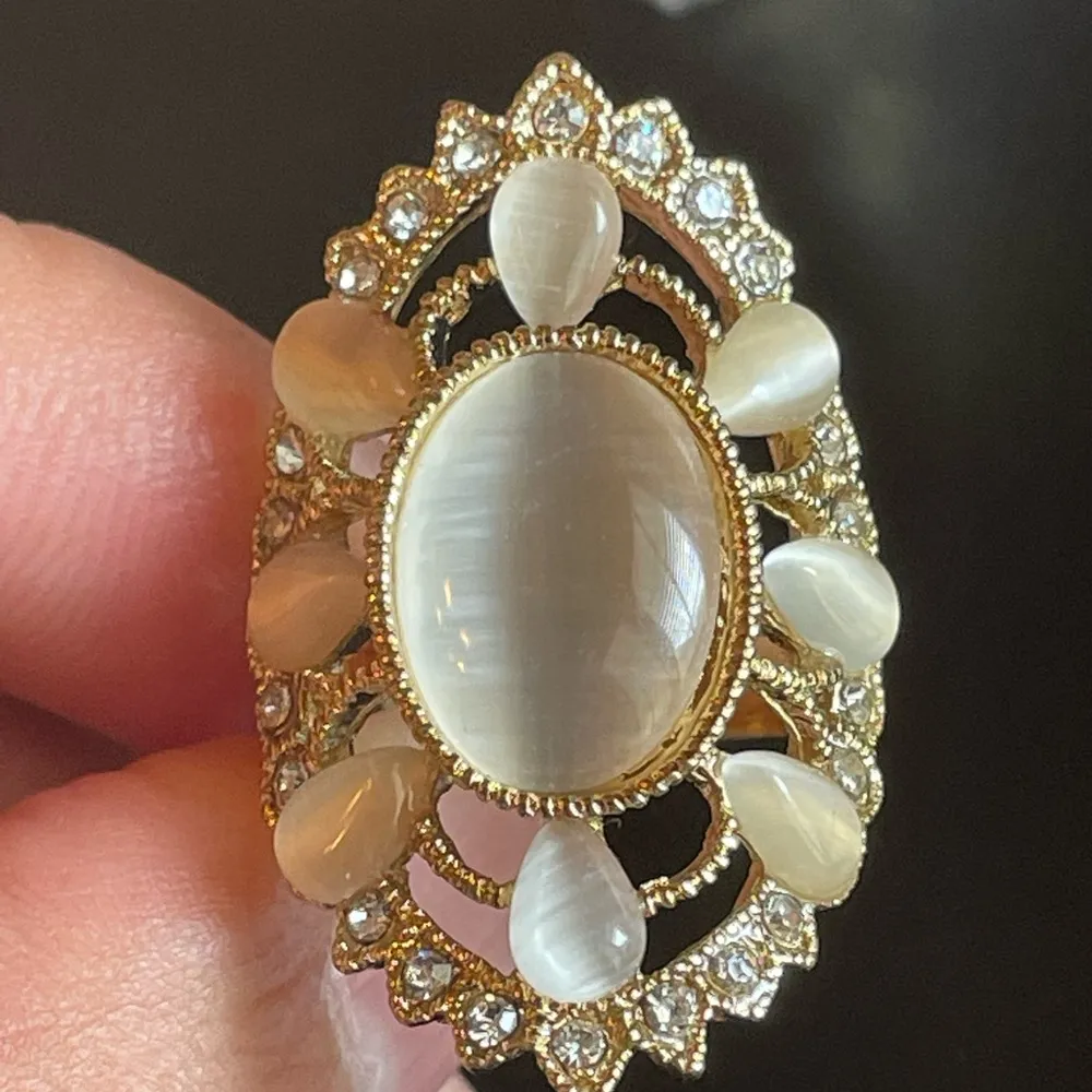 Elegant opal CZ gold plated ring size 6.25 - Image 4