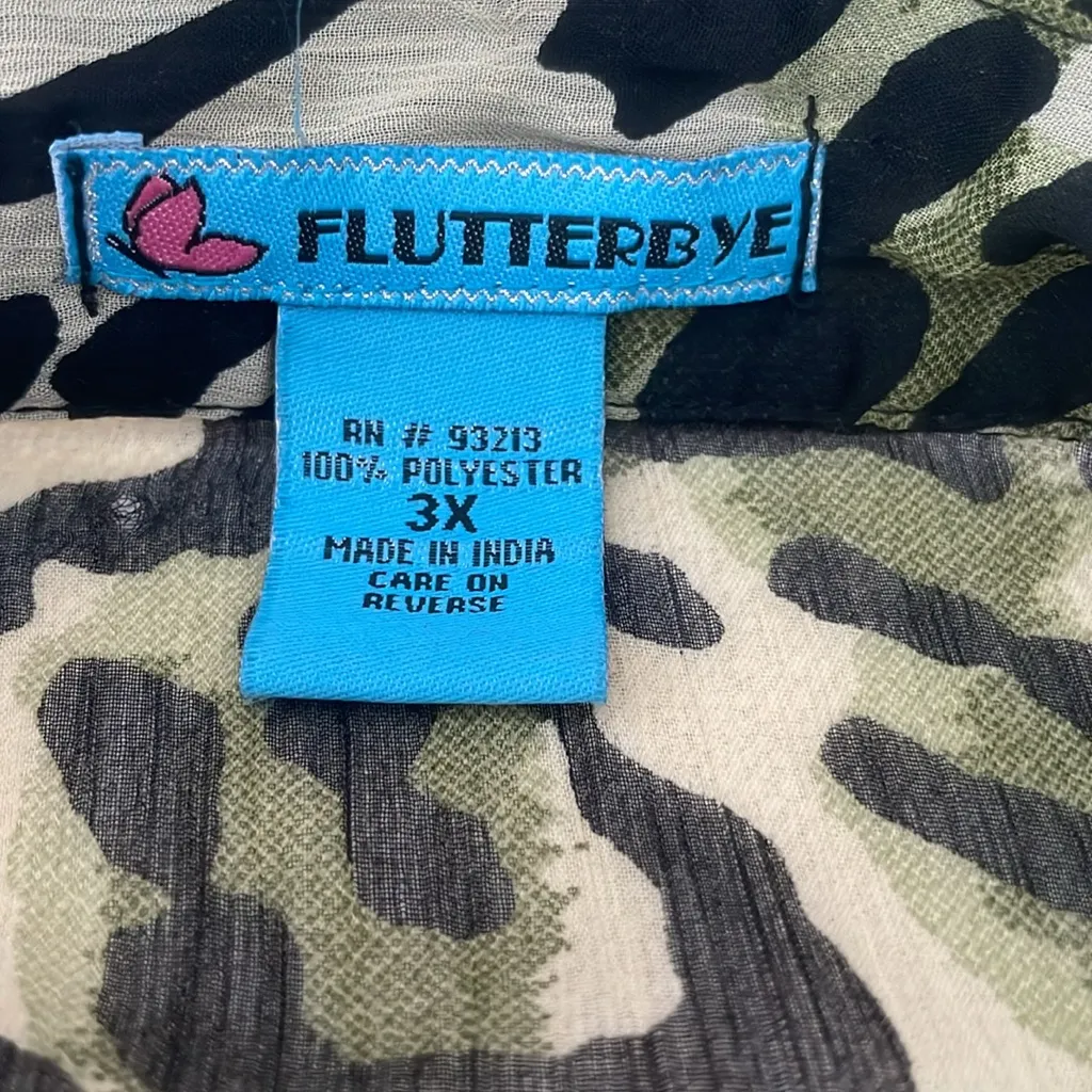 Flutterbye NWT Leopard Print Green Blouse. Size 3X - Image 9