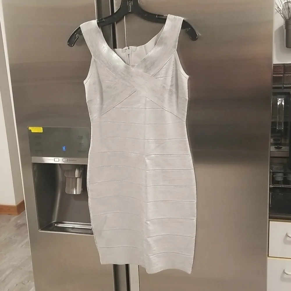 💕HERVE LEGER💕 Criss Cross Foil Bandage Dress ~ Silver Foil Large L NWT - Image 11