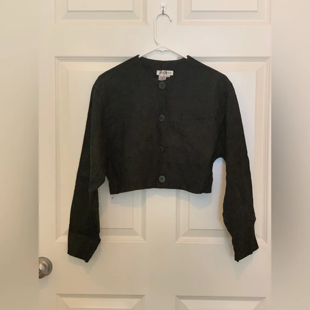 Ann Taylor Black Cropped 100% Linen Button-Up Jacket.      Size-10 - Image 2