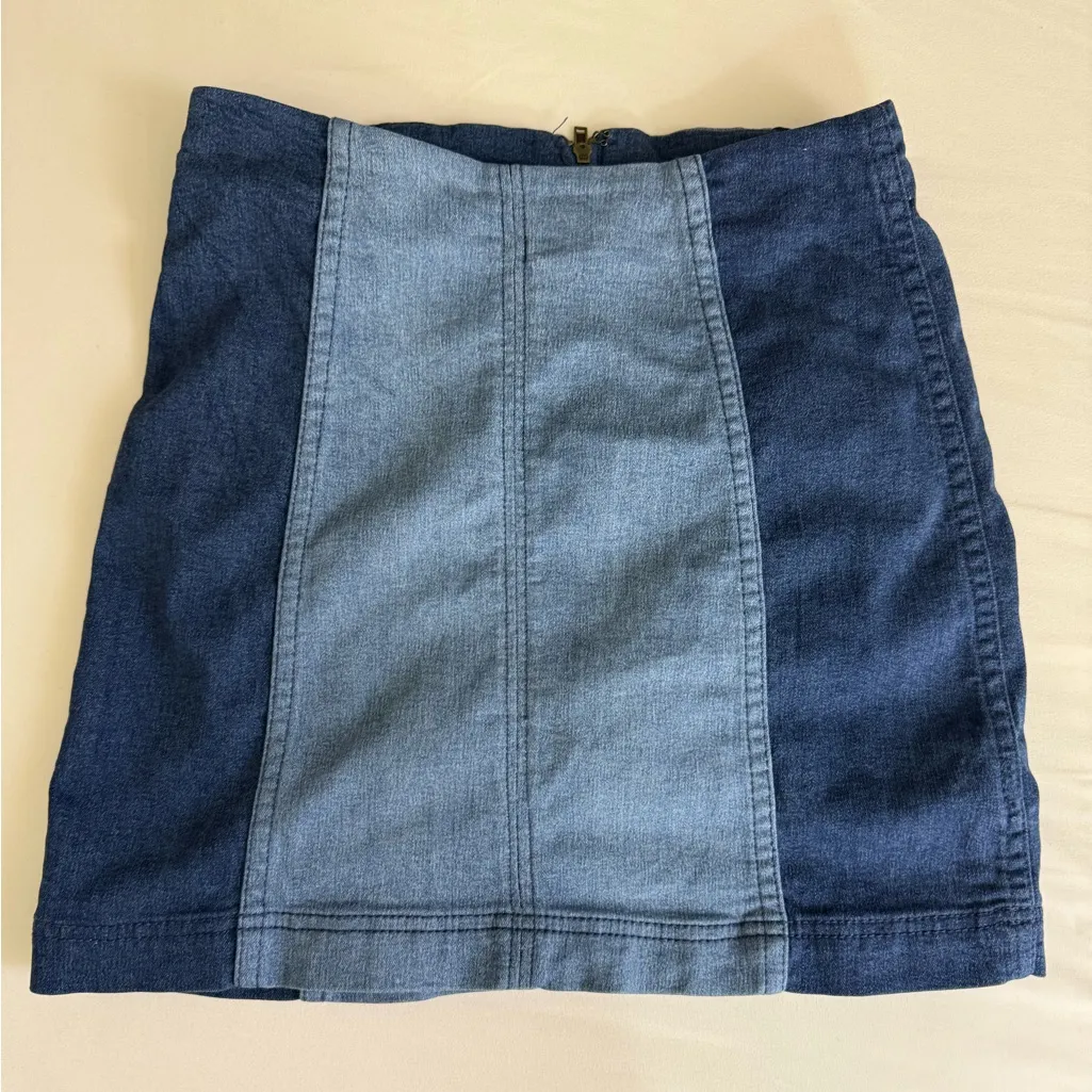 Free People Two-Tone Denim Mini Skirt Size 0 - Image 3