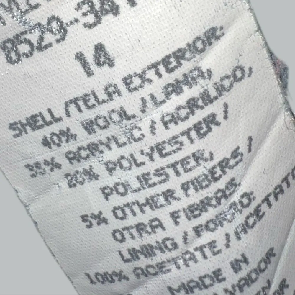 Sag Harbor very nice dark charcoal gray plaid blazer . - Image 6