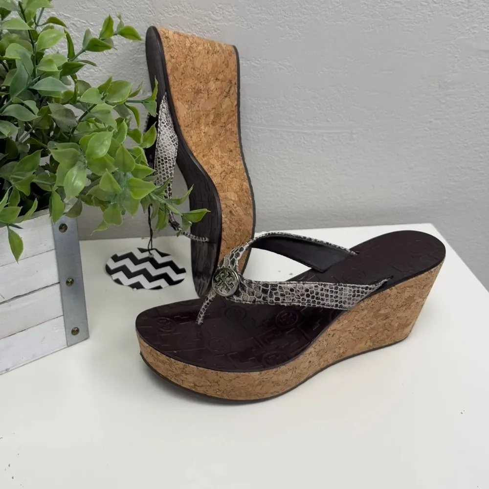 Tory Burch Dark Brown & Tan Wedges - New - Size 8 - Image 2