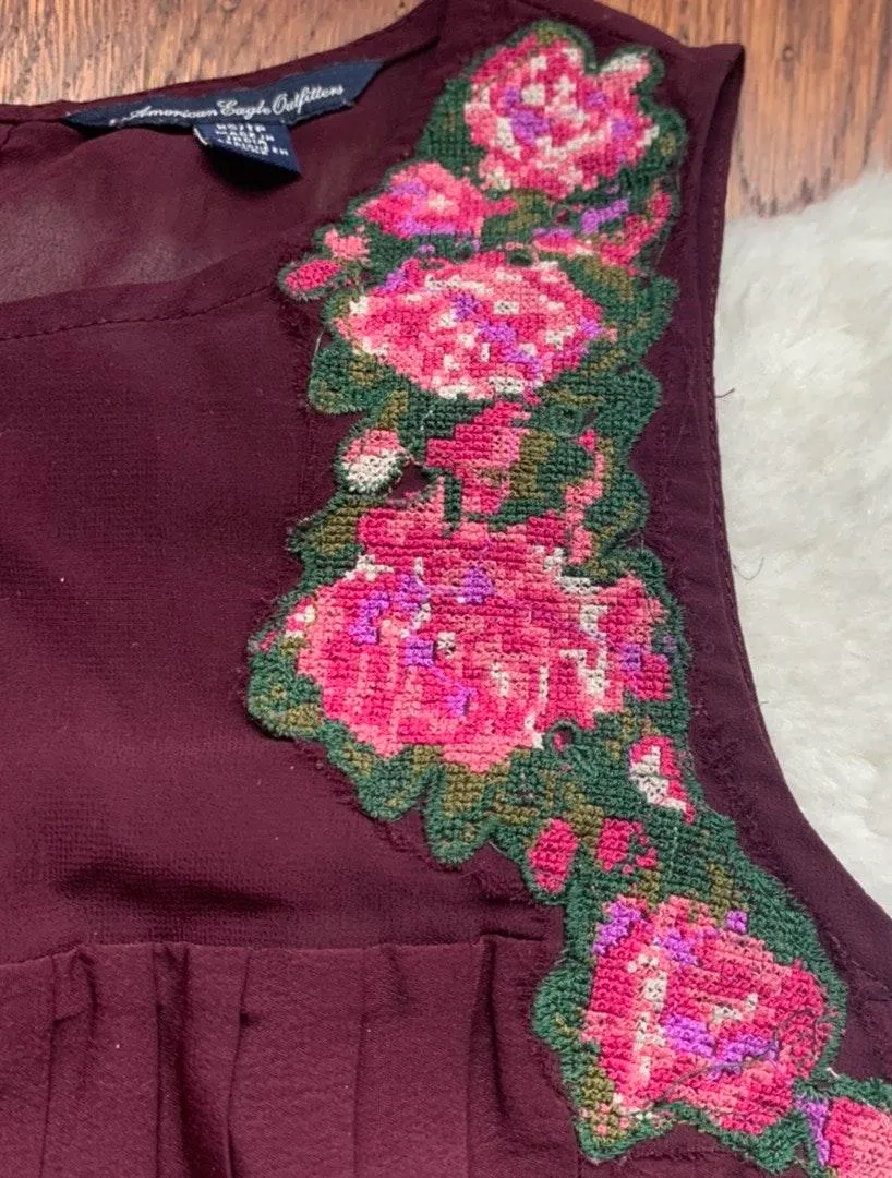 AEO Maroon Red Embroidered Floral Pleated Top XS - Image 3