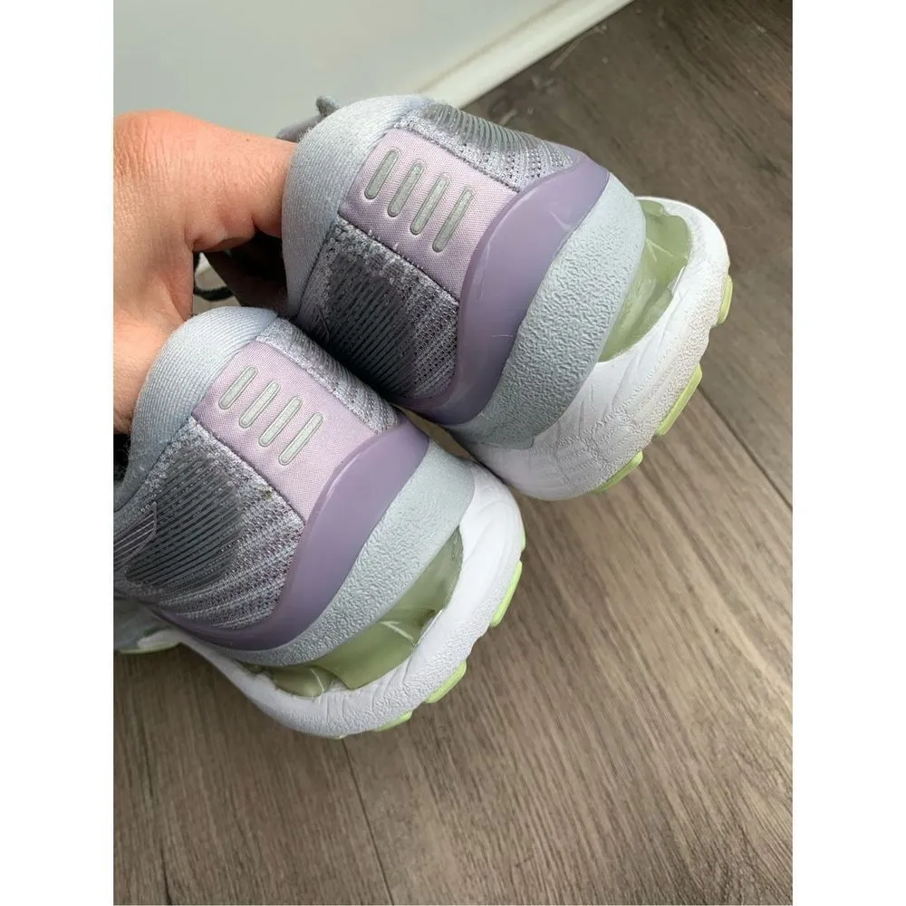 Gel-Kayano 28 Women's gray size 8.5 sneakers - Image 5