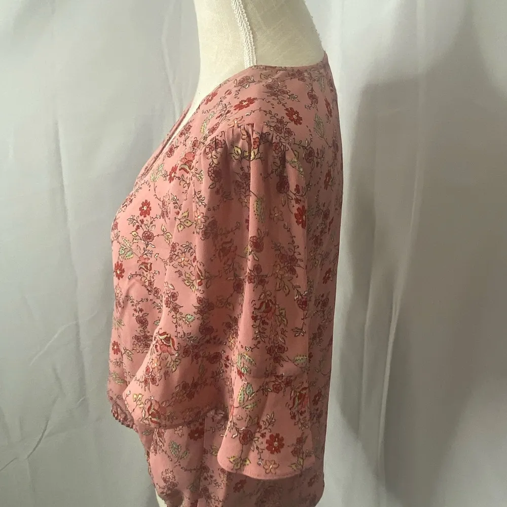 Sanctuary floral faux wrap v neck blouse small petite - Image 6