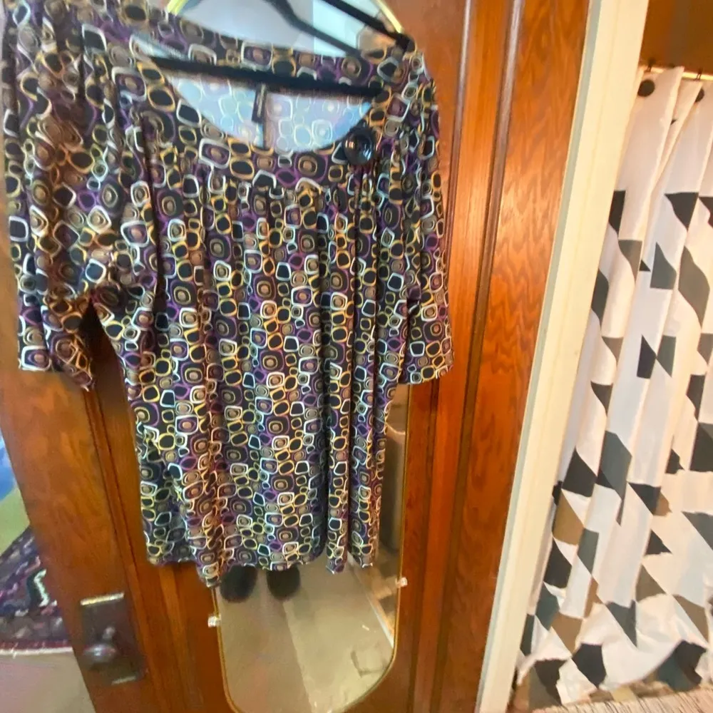 Susan Lawrence Brown and Orange Smocked Blouse - Image 6