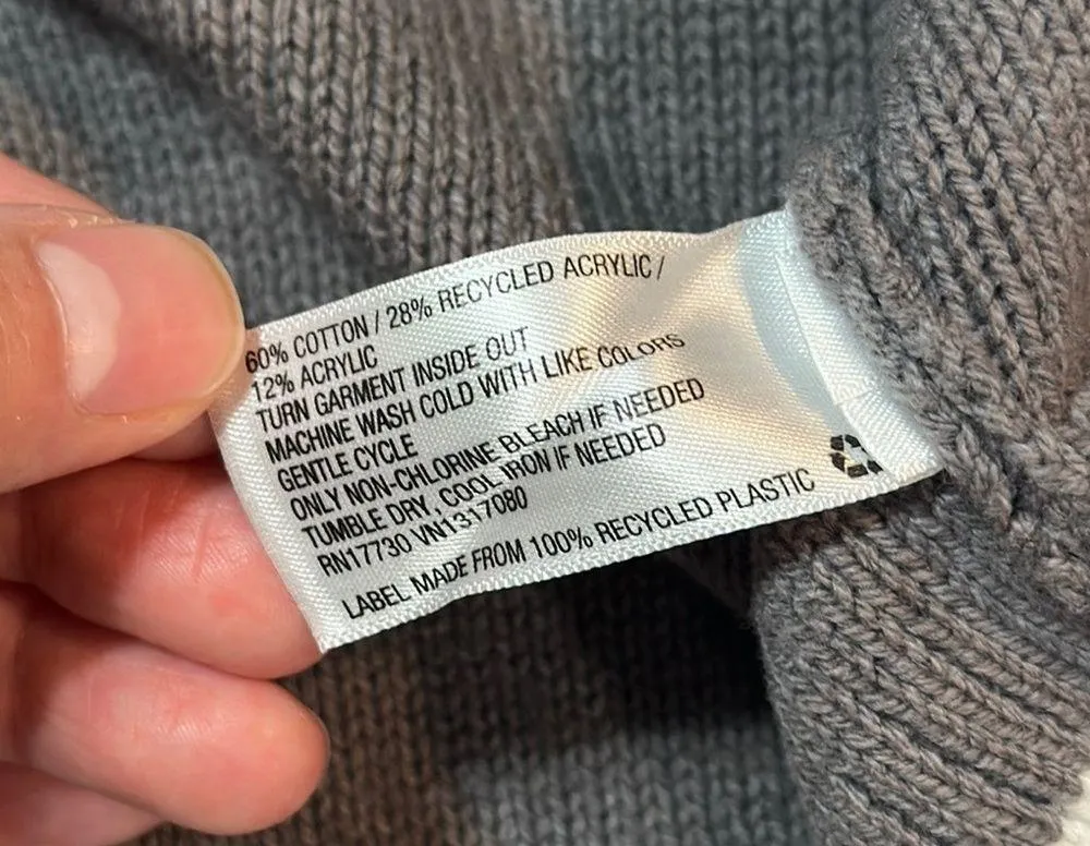 Wild Fable Gray and white Cable Knit V Neck Sweater Vest Size XL - Image 7