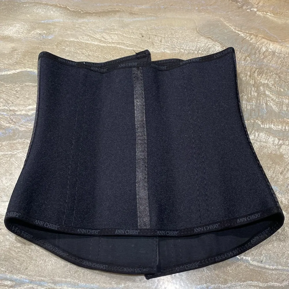 Waist Trainer with High Compression Black Size X Small New with tag - Image 3