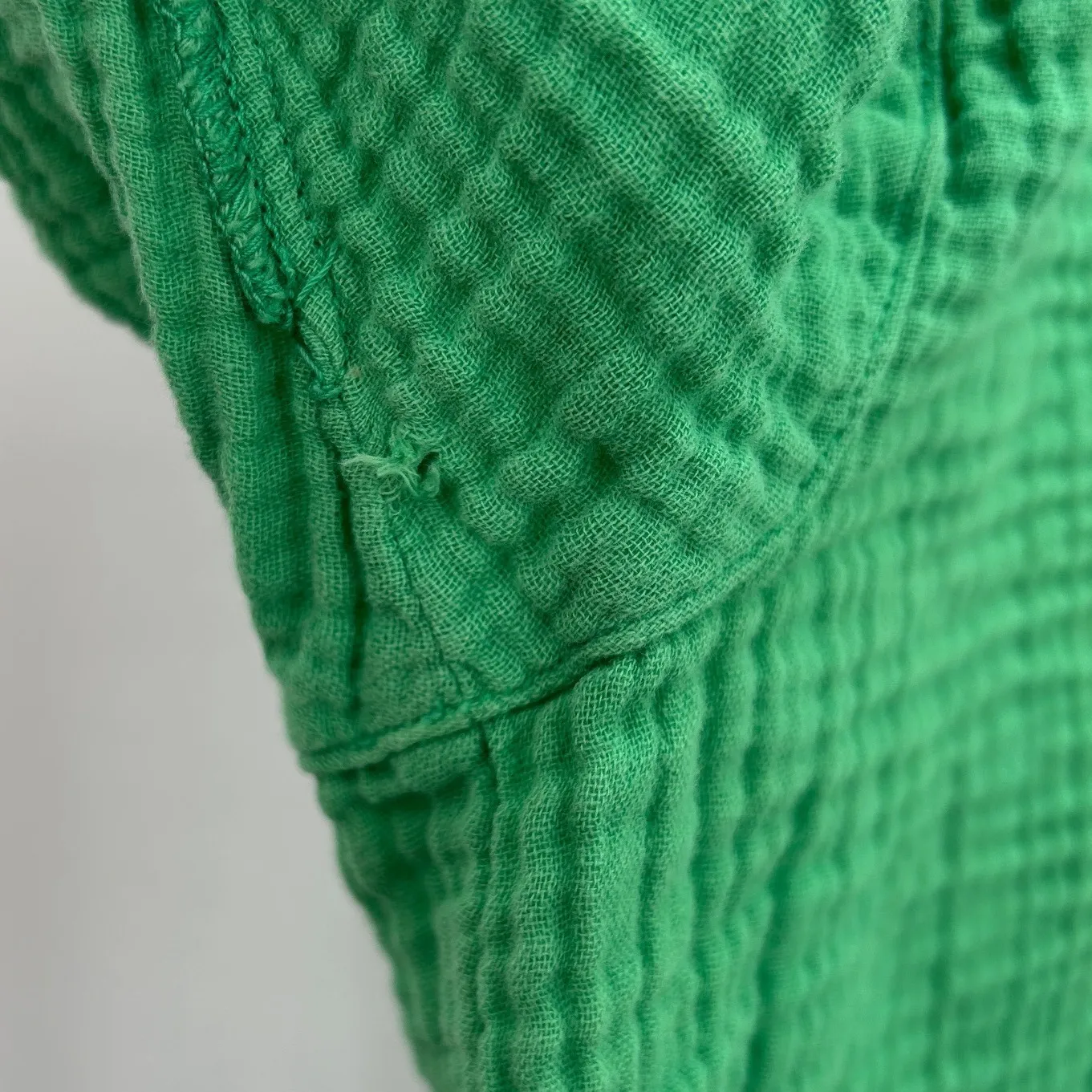 Xirena Avery Green Gauze Cotton V Neck Short Sleeve Casual Top Womens Size Small - Image 6