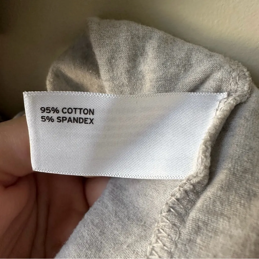 Duluth Trading Company No Yank Wireless Built In Bra Tank Top Size XS Grey - Image 4