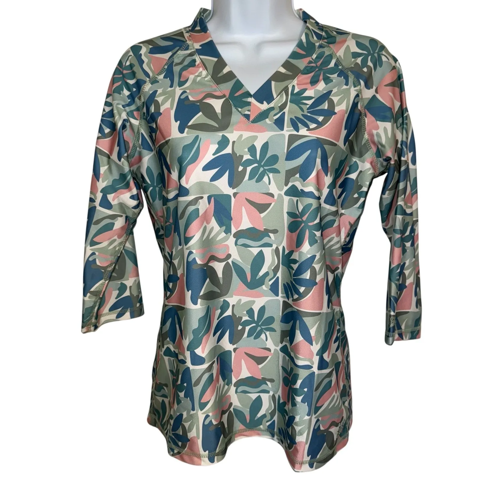 UV SKINZ UPF 50+ Sunwear 3/4 Sleeve Floral Rash Guard Top EUC‎ Size M Blue Size M - Image 2