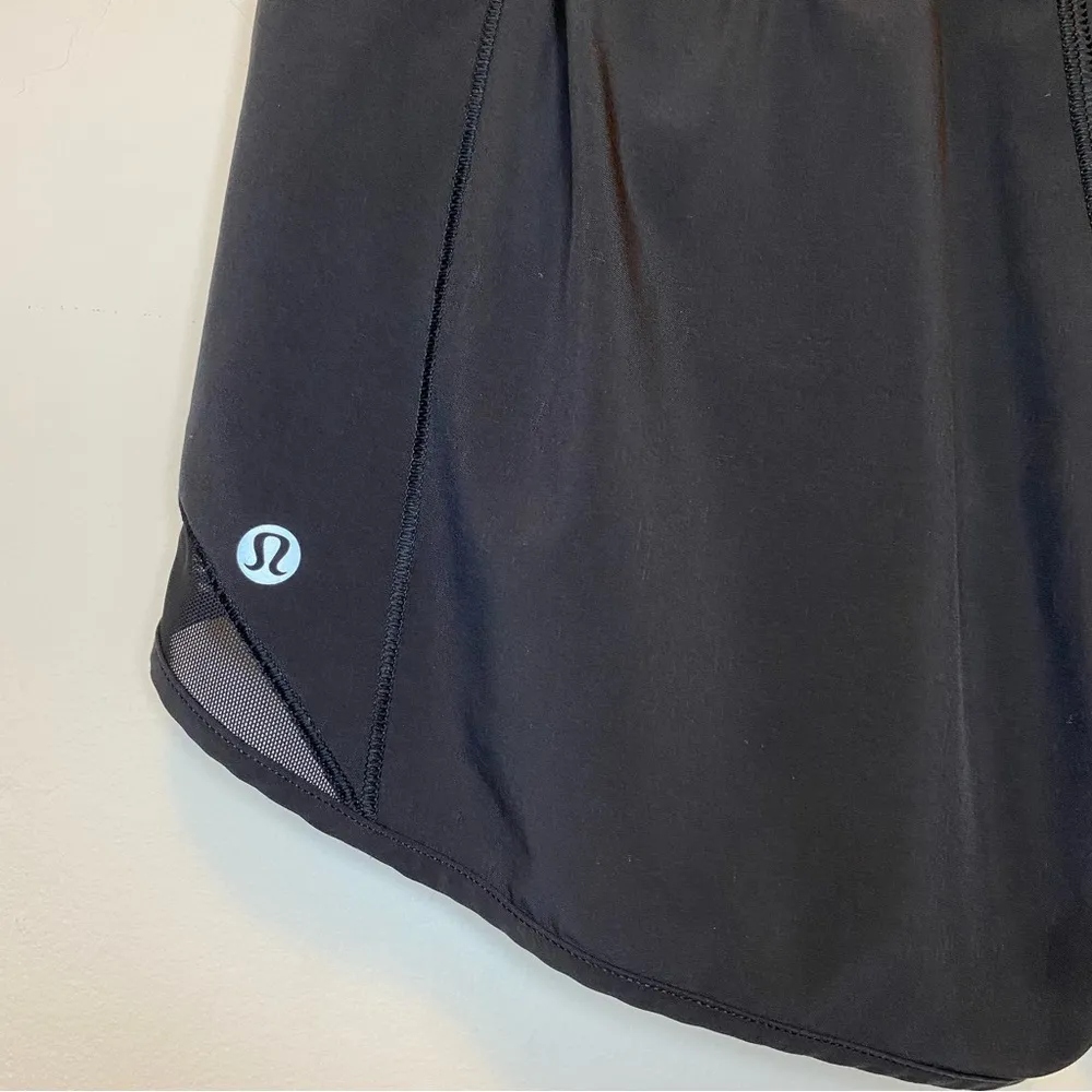 LULULEMON Hotty Hot Lined Actibeve Short II *Long 4" in
Black Sz 6 Tall - Image 15