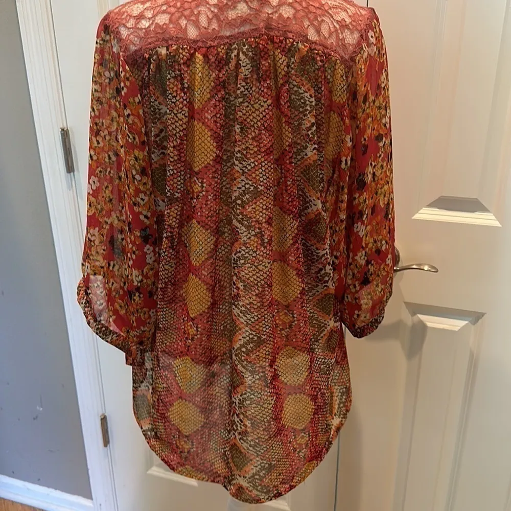 Fig and Flower Anthropology floral & reptile print top with lace accents large Orange - Image 5