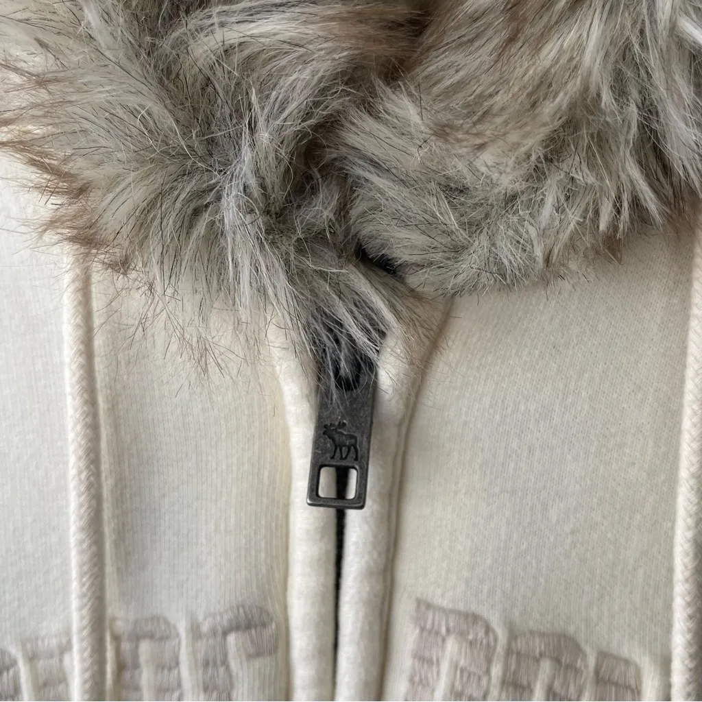 Y2K Abercrombie & Fitch Faux Fur Lined Full Zip Jacket Cream Size Medium RARE - Image 6