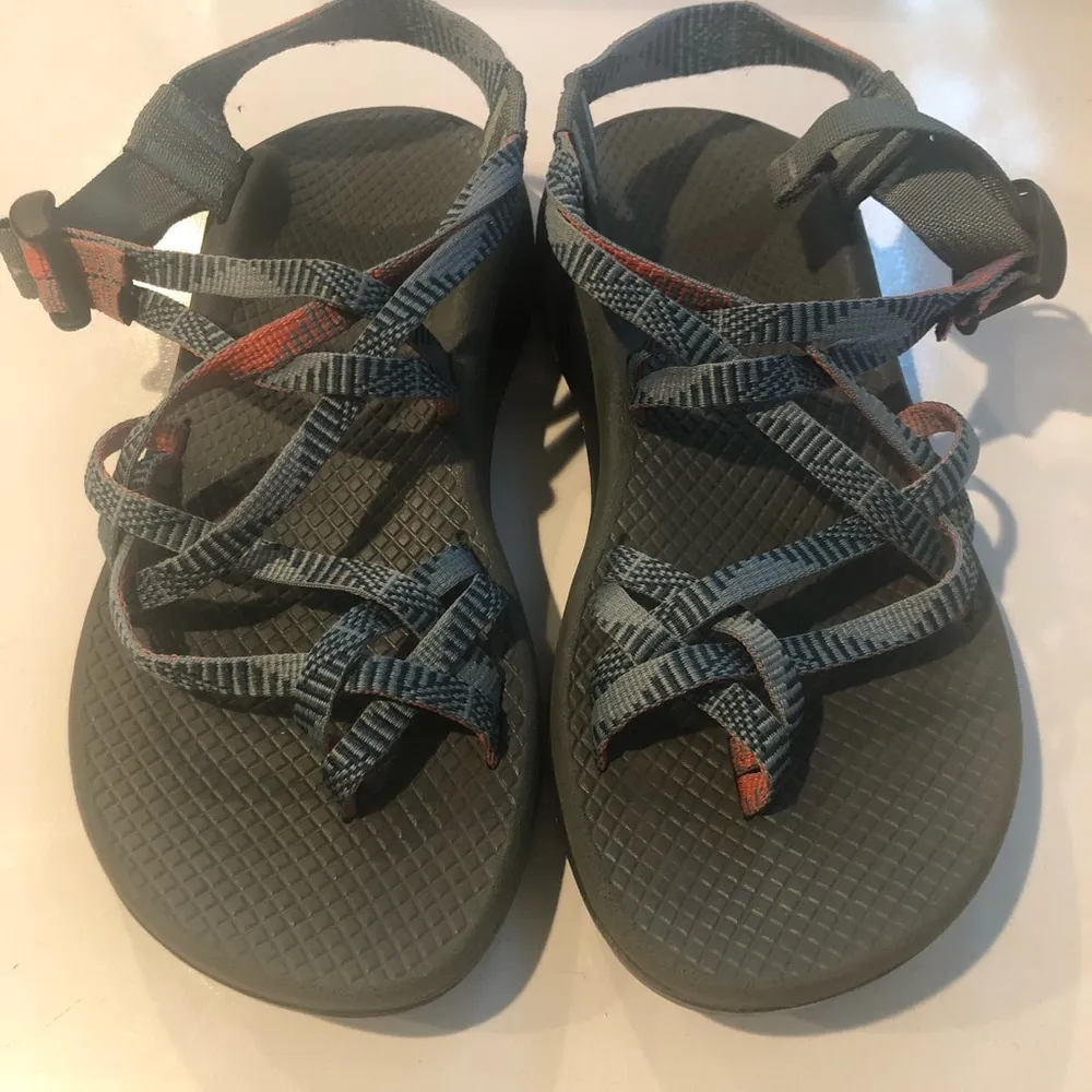 Chaco women’s sandal size 8 hiking, outdoor,comfort, footwear, support - Image 11