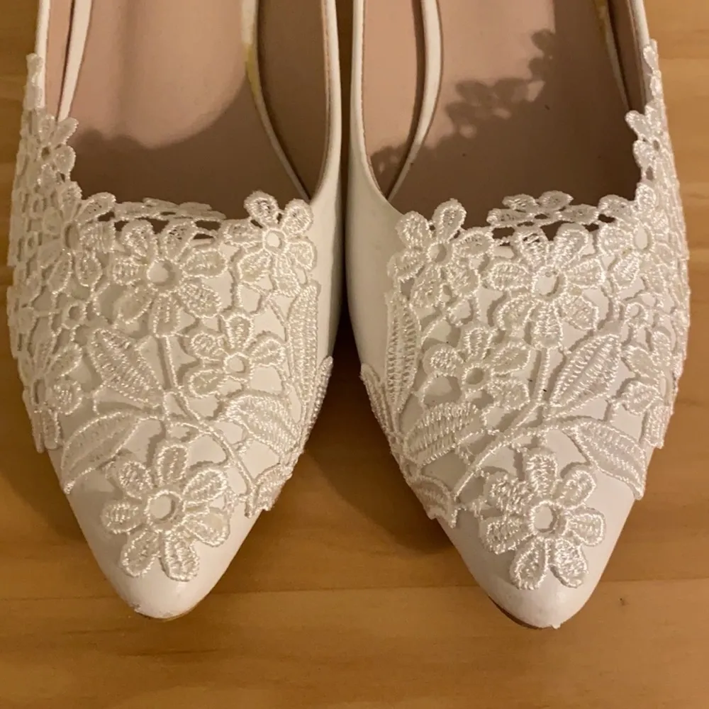 Ivory Lace Leather Low Heels, Size 9 (42) White - Image 11