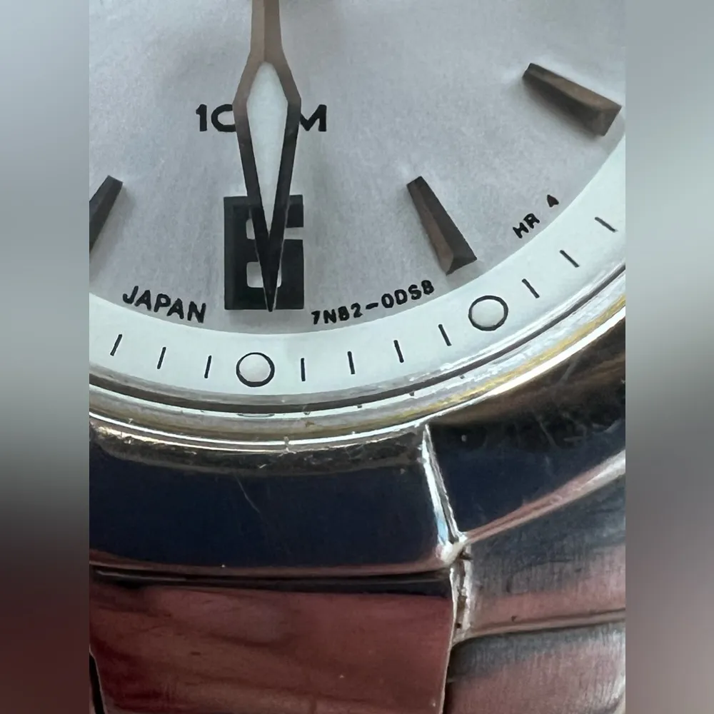 Seiko Coutura Vintage Ladies Watch Stainless Bracelet White Dial Date Window - Image 7