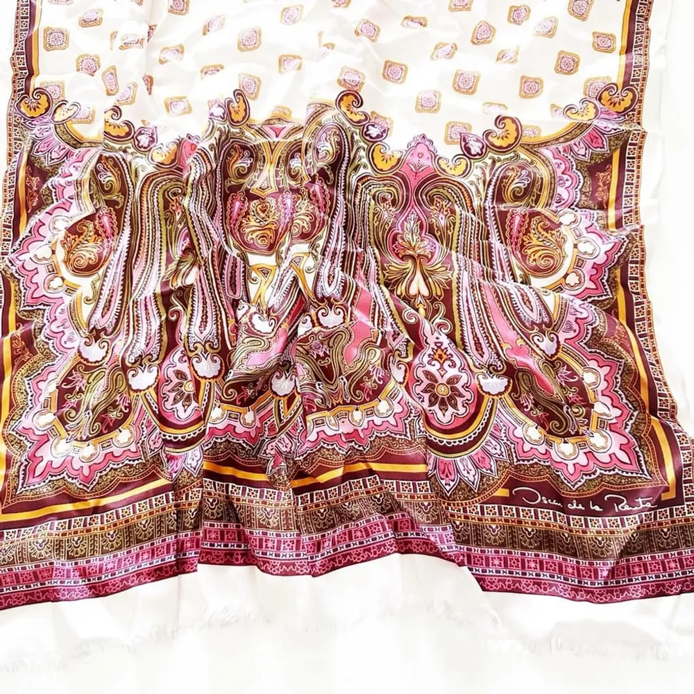 Vintage Oscar de la Renta Silk Paisley Scarf 26x48 – Pink Brown Wrap - Image 4