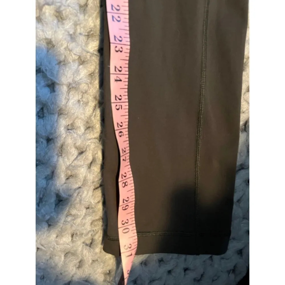 Lululemon groove pant army green size 2 - Image 3