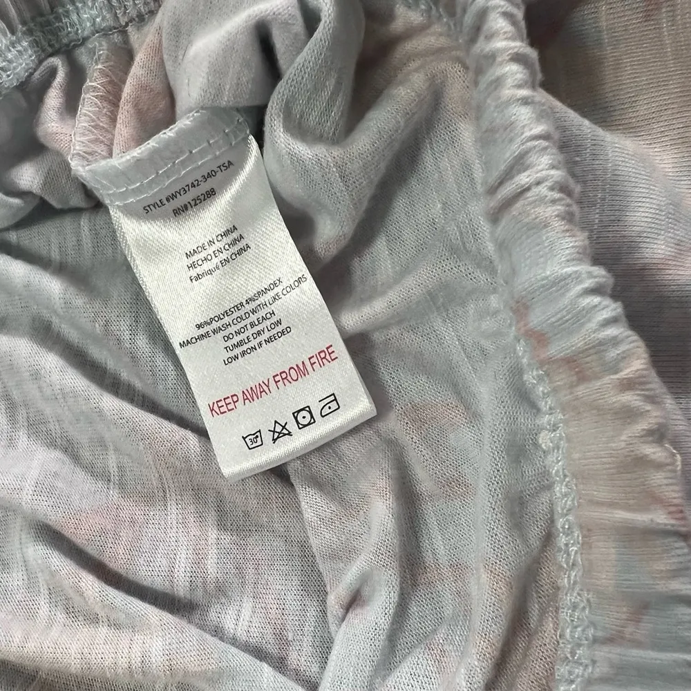 Pajamas, Size: Medium - Image 8