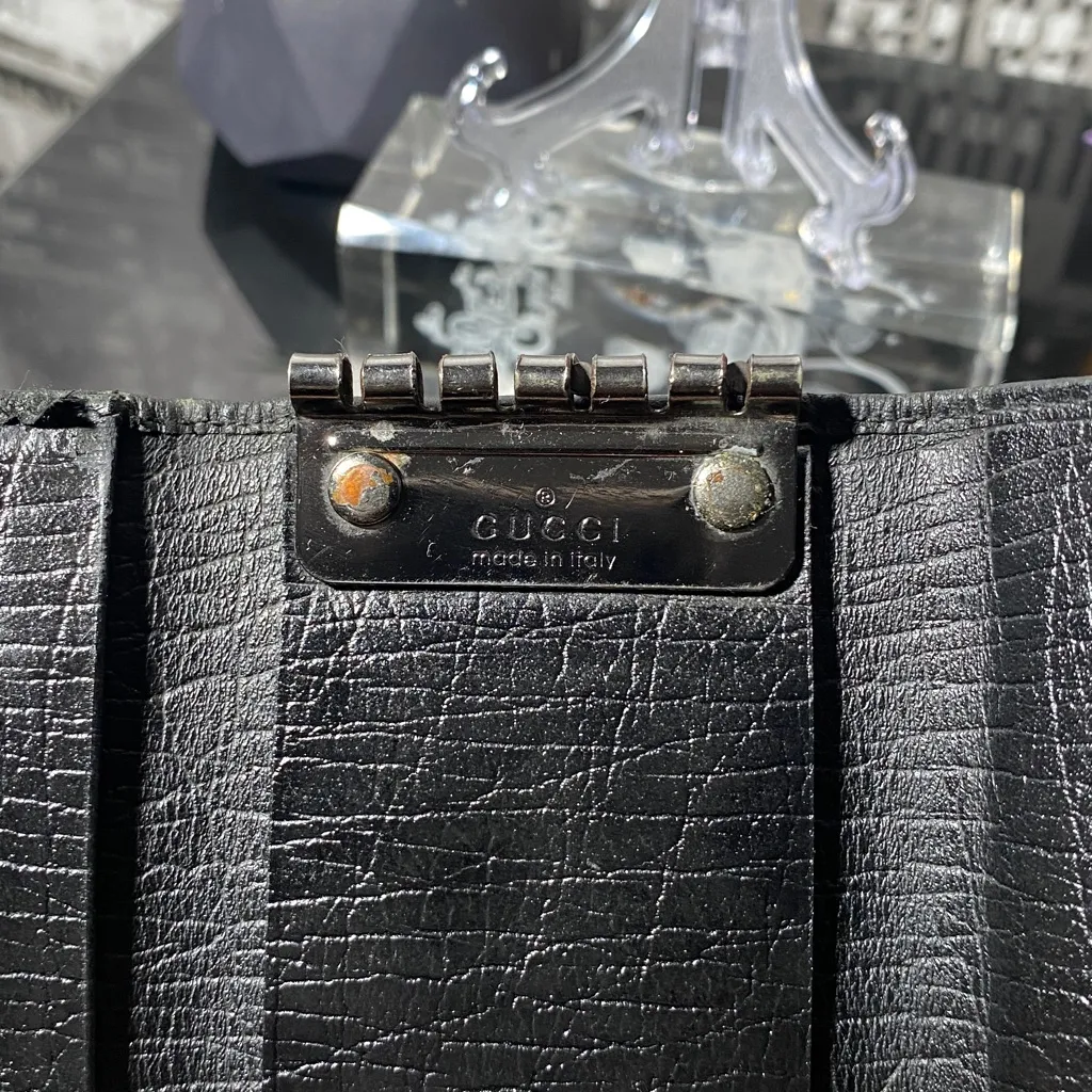Authentic Gucci Black Leather Key Holder - Image 7