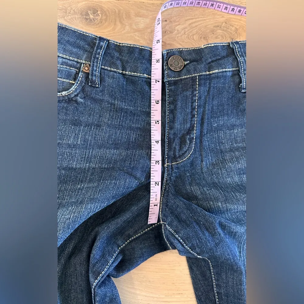 KUT from the Kloth Katy boyfriend dark wash denim size 6 - Image 6