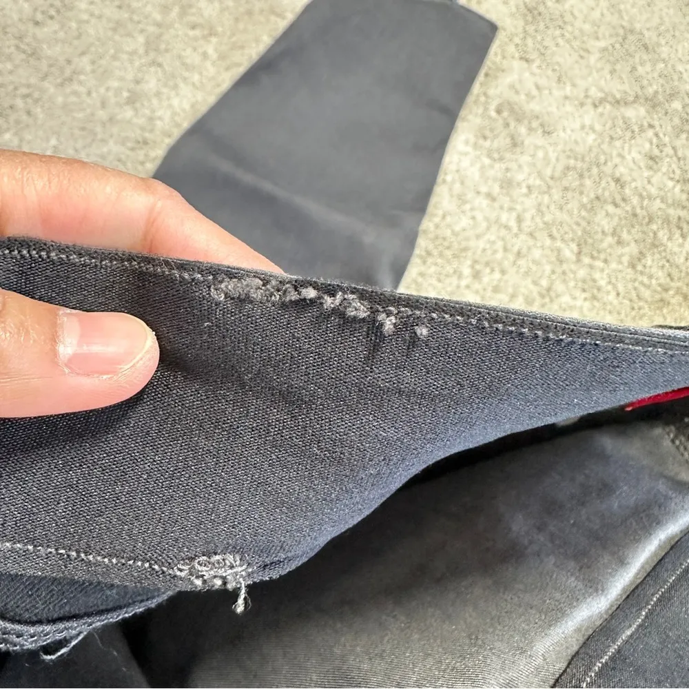 Spanx Women’s Stretch Twill Ankle Cargo Pants Pull On in Washed Black Gray L - Image 16