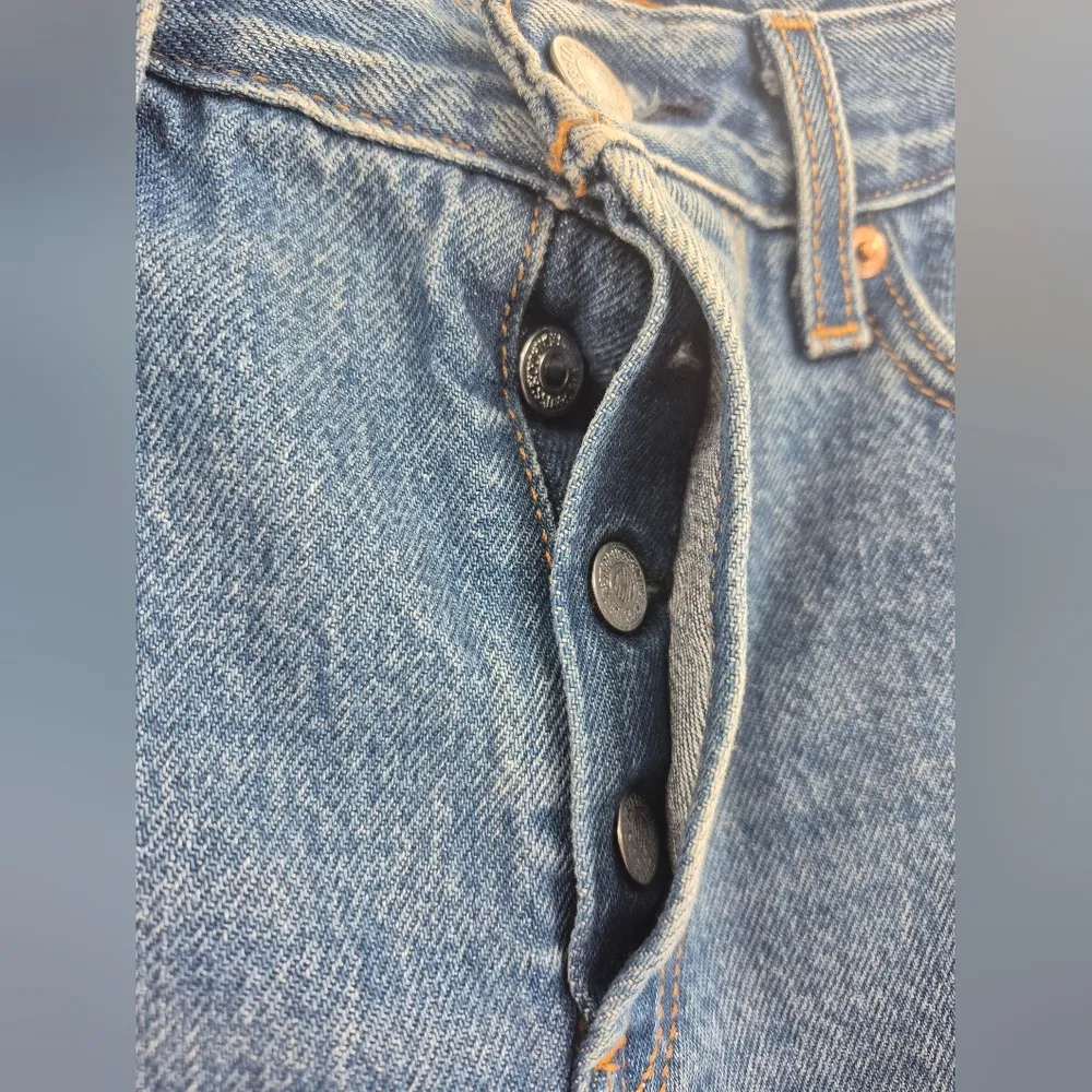 Levi's Wedgie Distressed blue everyday casual distress ripped ankle Jeans 27 - Image 7