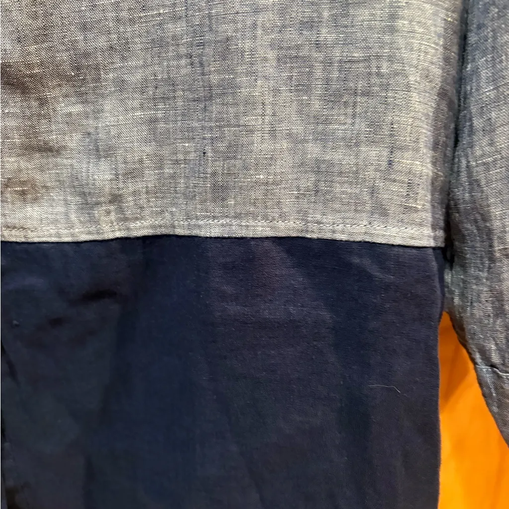 Tahari long-sleeve, button-down tunic women’s size 2X grey/navy - Image 4