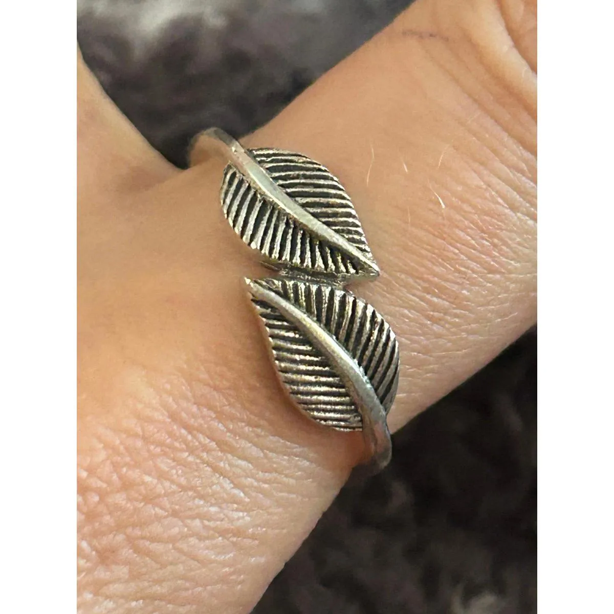 Z41 size 8 ring 925 sterling silver leaves - Image 2