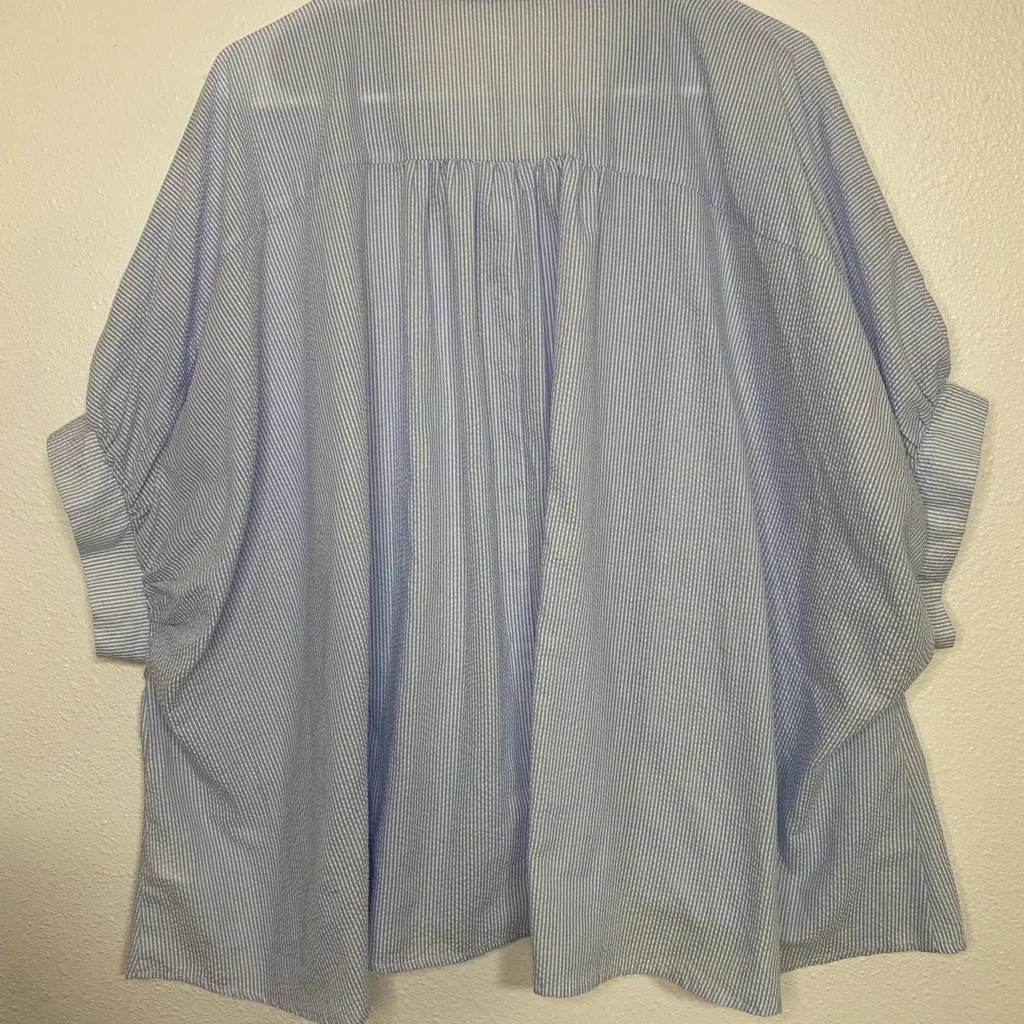 Classic Blue Striped Button Down Shirt for Women Size M - Image 7