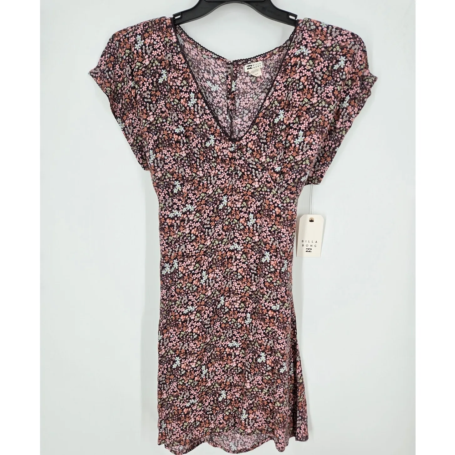 NWT Billabong Bright Skies Mini Dress Floral in Size  M - Image 3