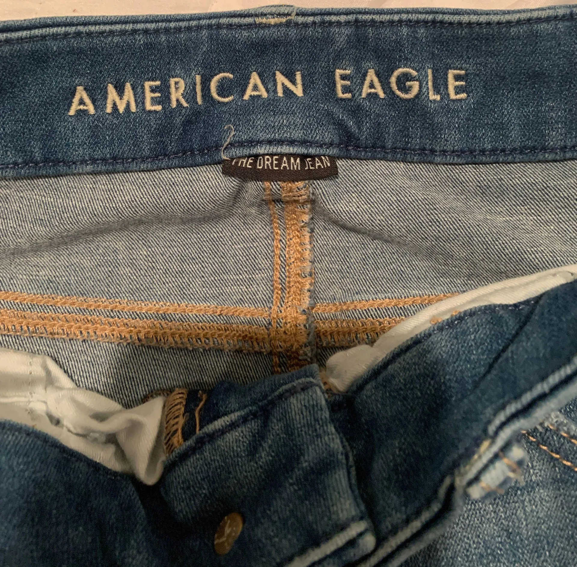 American Eagle Outfitters curvy dream jean - Image 4