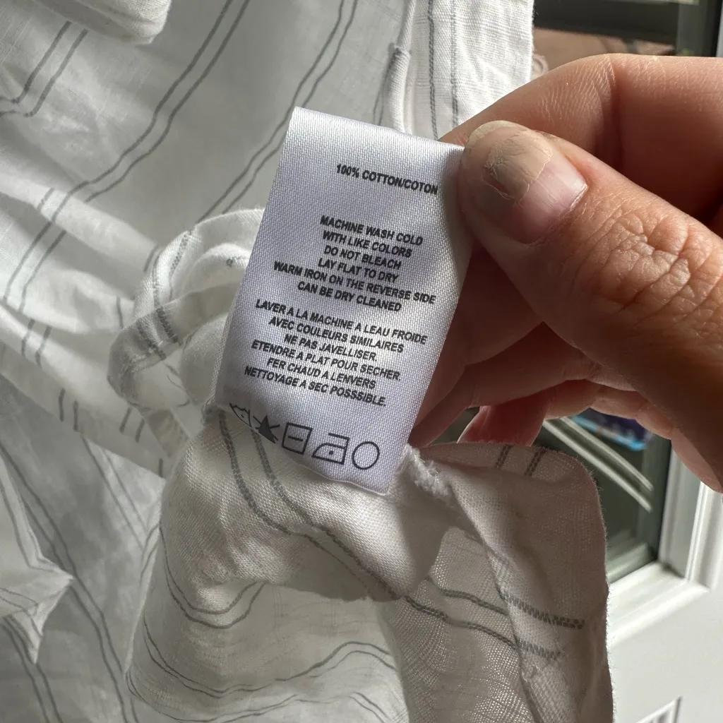 Vigoss  Faux Tie Front Sleeveless Top In White - Image 7