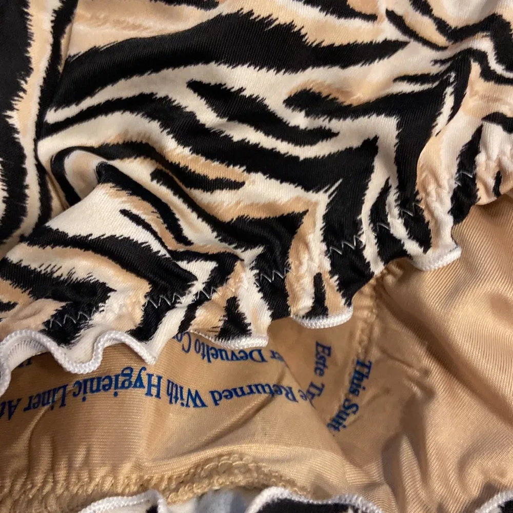 Shade & Shore Swim Top size 34B brand new and bottom size L please see photos - Image 7