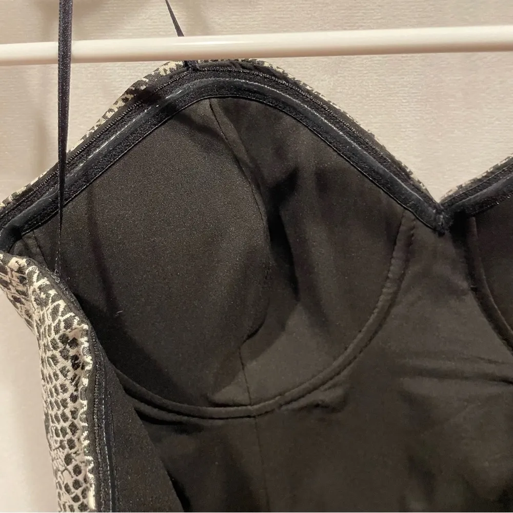 Guess sexy snake print black piping corset top tulip micro mini strapless dress - Image 4